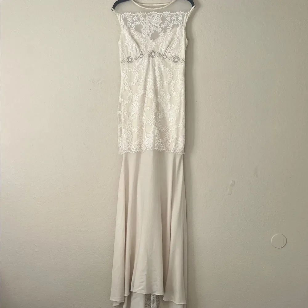 Vintage Claire Pettibone Sleeveless Wedding Dress in Size 8